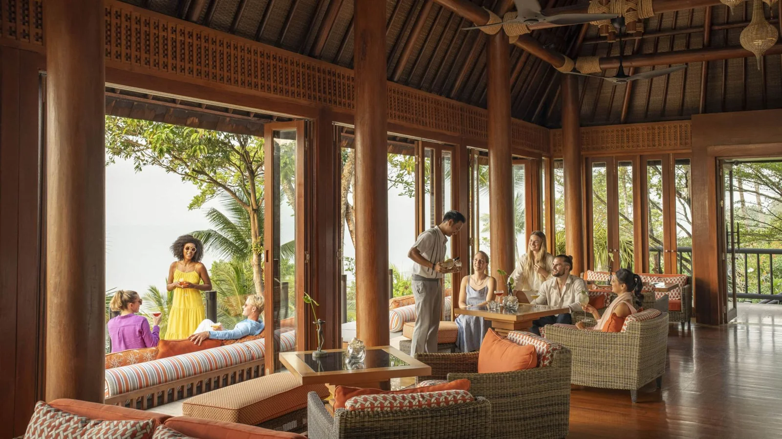 Four Seasons Koh Samui open-air lounge